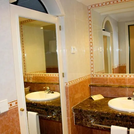 Cristina 夫雷赫纳尔德拉谢拉